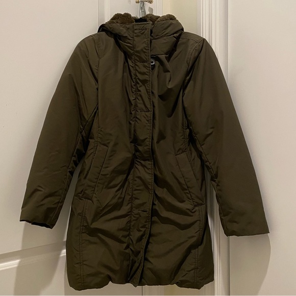 Uniqlo Hybrid Ultra Warm Down Short Jacket/Coat with Adjustable Waist - Picture 2 of 9